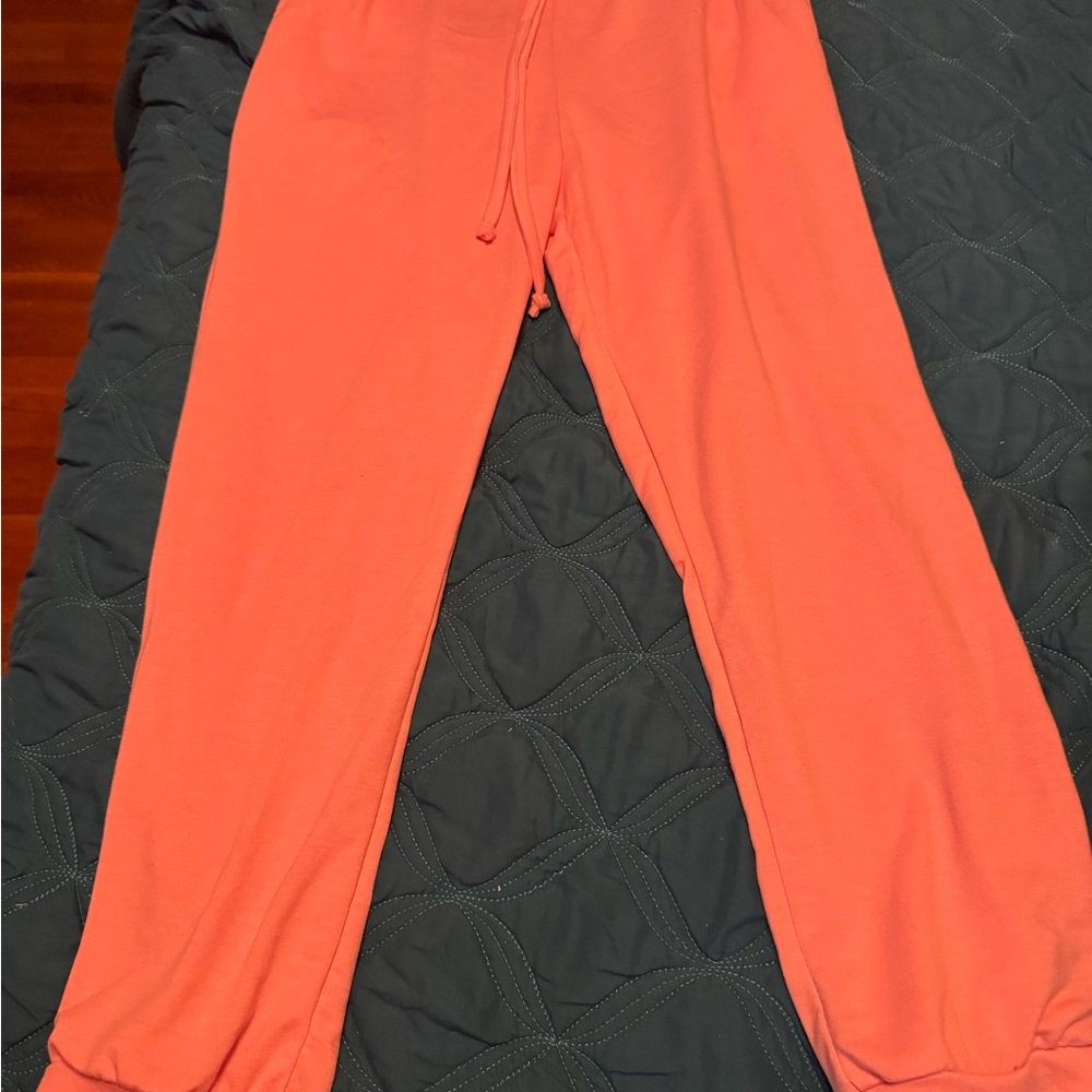 Women’s Pink Jogger Pants